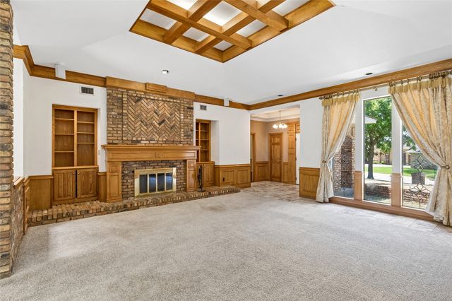 6600 Canalview Drive, Arlington, TX 76016