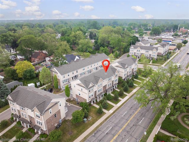 3538 Rochester Rd, Royal Oak, MI 48073