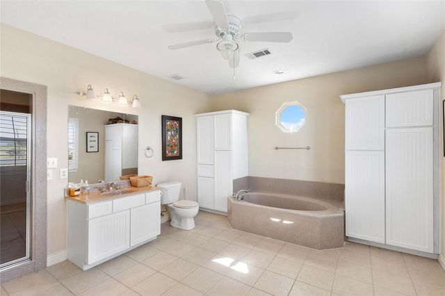 128 Cardinal Loop, Smith Point, TX 77514