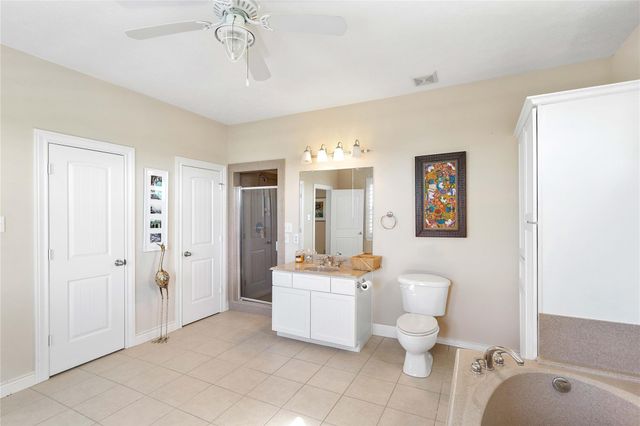 128 Cardinal Loop, Smith Point, TX 77514