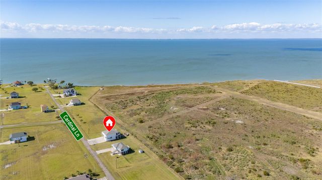 128 Cardinal Loop, Smith Point, TX 77514