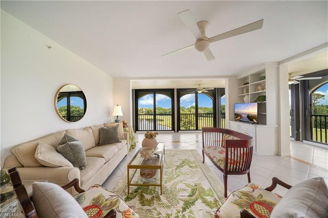 6020 Pelican Bay BLVD 404, Naples, FL 34108