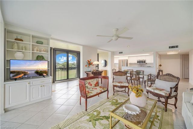 6020 Pelican Bay BLVD 404, Naples, FL 34108