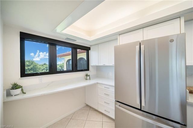 6020 Pelican Bay BLVD 404, Naples, FL 34108