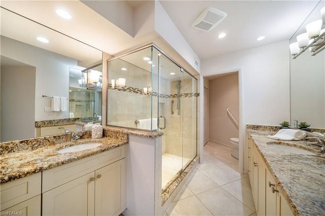 6020 Pelican Bay BLVD 404, Naples, FL 34108