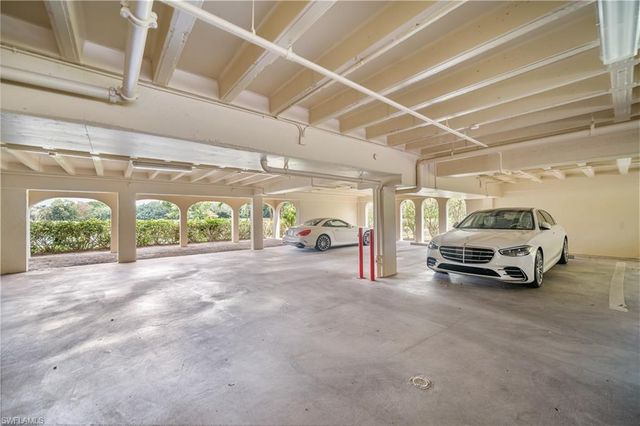 6020 Pelican Bay BLVD 404, Naples, FL 34108