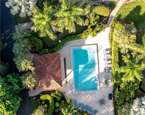 6020 Pelican Bay BLVD 404, Naples, FL 34108