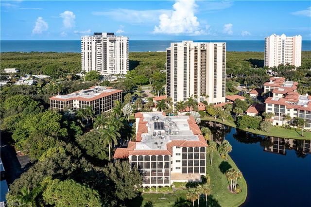 6020 Pelican Bay BLVD 404, Naples, FL 34108