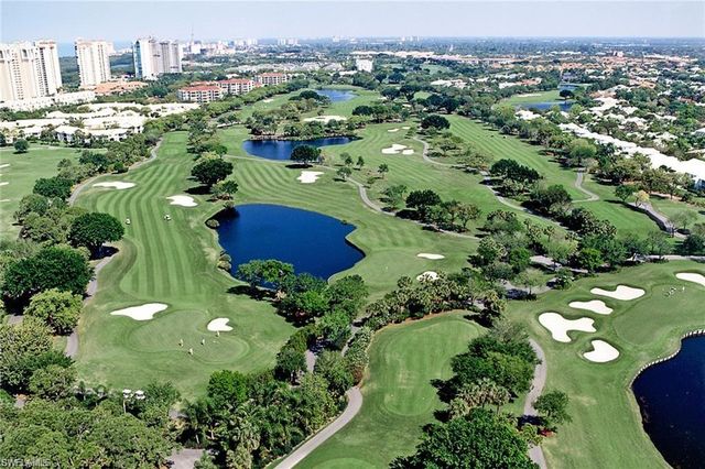 6020 Pelican Bay BLVD 404, Naples, FL 34108