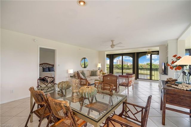 6020 Pelican Bay BLVD 404, Naples, FL 34108