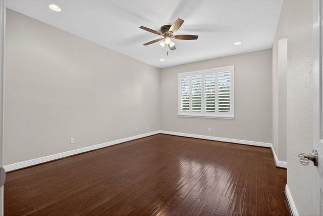 5072 Dulce Court, Palm Beach Gardens, FL 33418