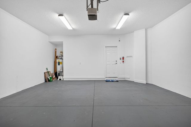 5072 Dulce Court, Palm Beach Gardens, FL 33418