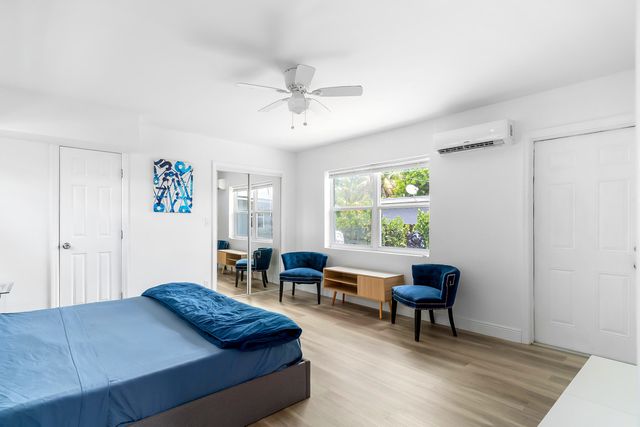 2709 Dewey Street, Hollywood, FL 33020
