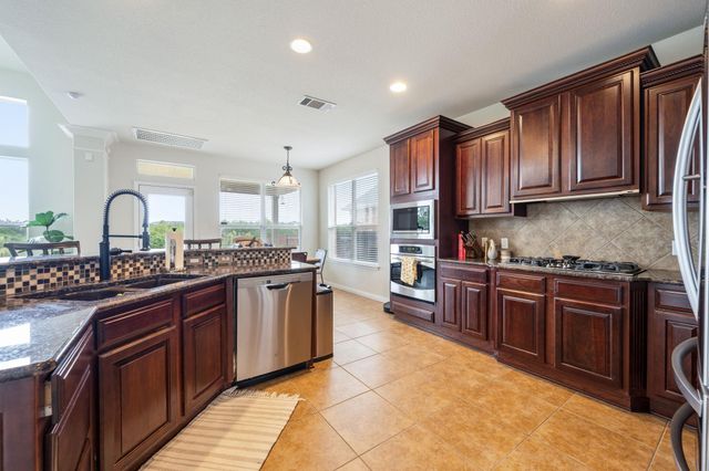 1581 Grassy Field RD, Austin, TX 78737