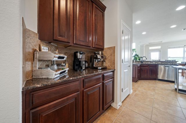 1581 Grassy Field RD, Austin, TX 78737