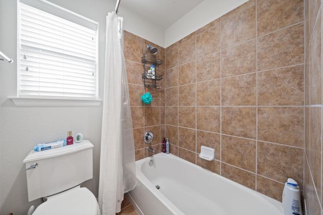 1581 Grassy Field RD, Austin, TX 78737