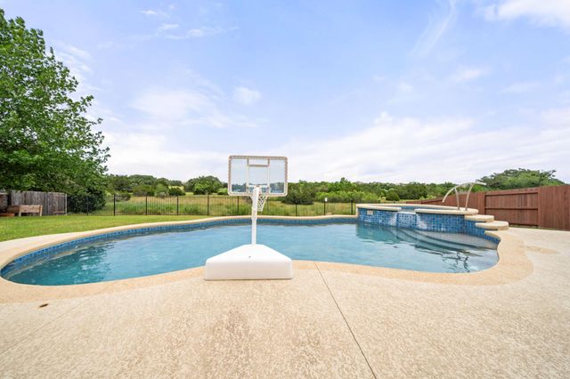 1581 Grassy Field RD, Austin, TX 78737