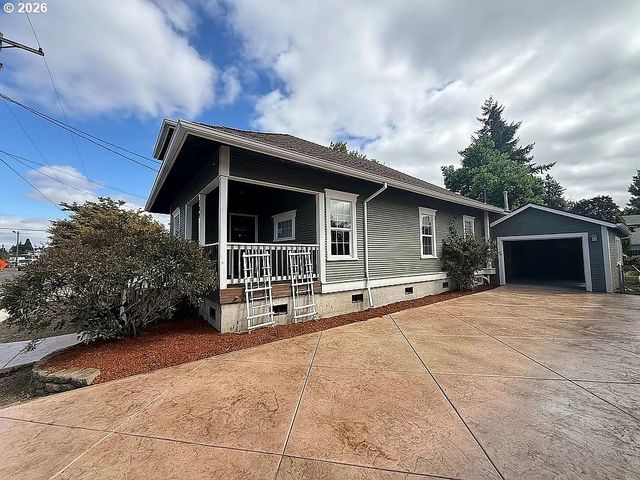 816 Ne BAKER St, Mc Minnville, OR 97128