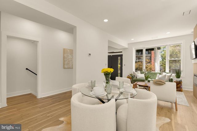 1527 BUCHANAN ST NW, Washington, DC 20011