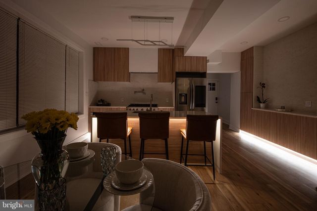 1527 BUCHANAN ST NW, Washington, DC 20011