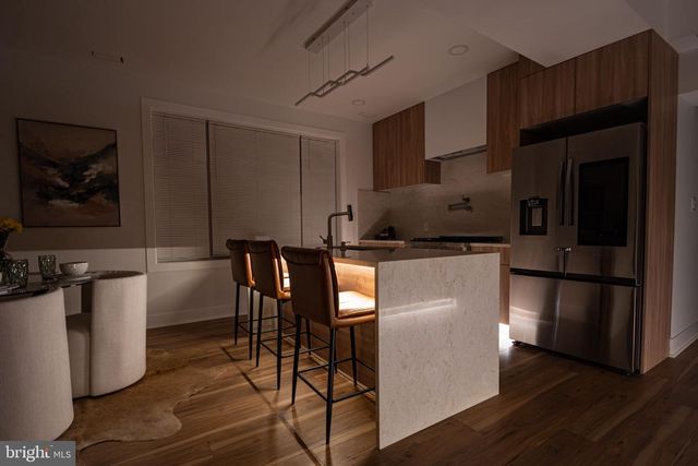 1527 BUCHANAN ST NW, Washington, DC 20011