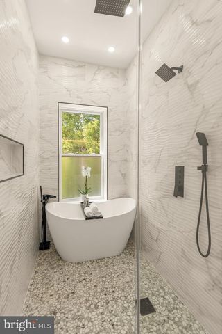 1527 BUCHANAN ST NW, Washington, DC 20011