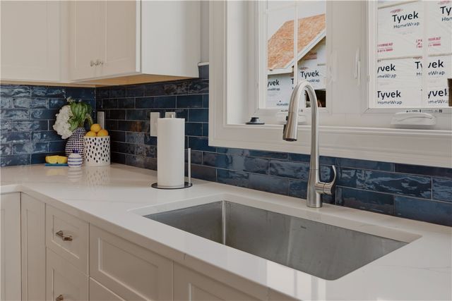 201 Revolution Way, Portsmouth, RI 02871
