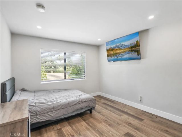9350 Tampa, Northridge, CA 91324