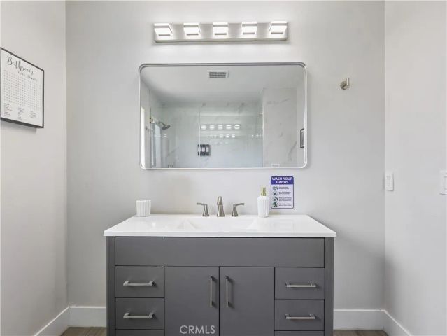 9350 Tampa, Northridge, CA 91324