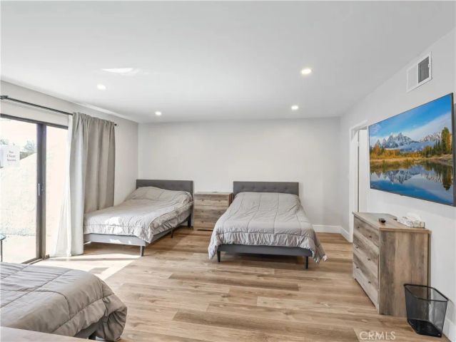 9350 Tampa, Northridge, CA 91324