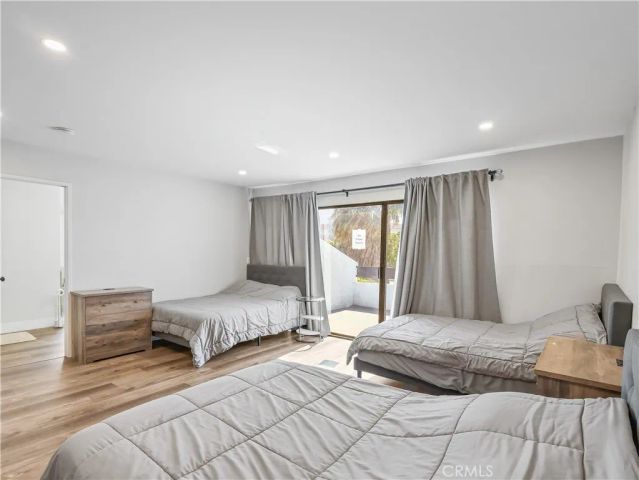 9350 Tampa, Northridge, CA 91324