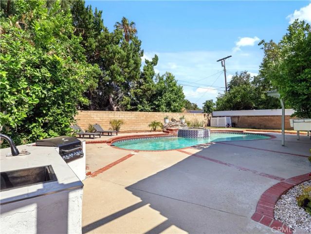 9350 Tampa, Northridge, CA 91324