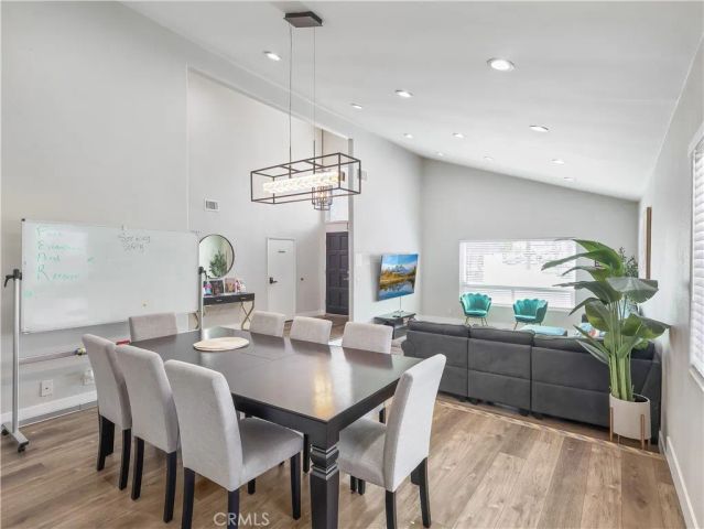 9350 Tampa, Northridge, CA 91324
