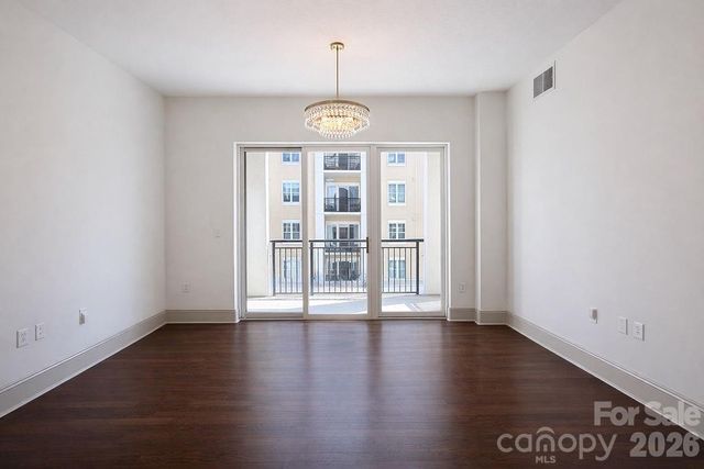 4620 Piedmont Row Drive 410, Charlotte, NC 28209