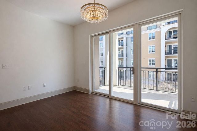 4620 Piedmont Row Drive 410, Charlotte, NC 28209