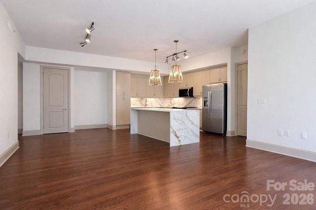 4620 Piedmont Row Drive 410, Charlotte, NC 28209