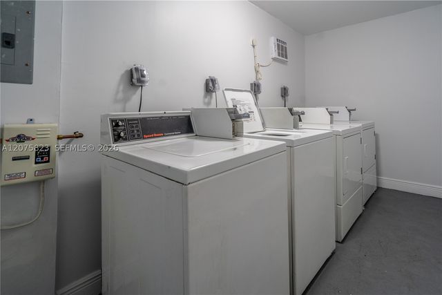 433 NE 82nd St 9, Miami, FL 33138