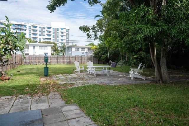 433 NE 82nd St 9, Miami, FL 33138