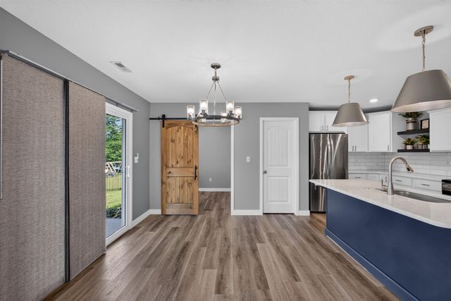 14659 METTLER DR, Hallsville, MO 65255