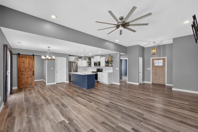 14659 METTLER DR, Hallsville, MO 65255