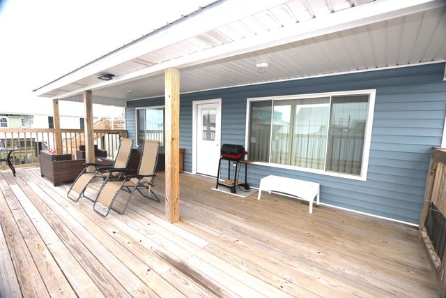 148 Constantin Dr, Port Fourchon, LA 70357