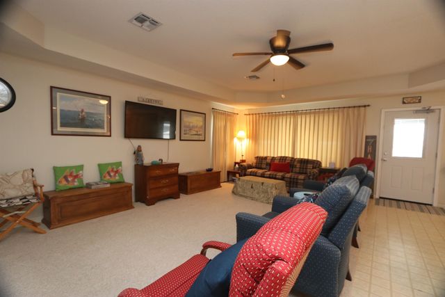 148 Constantin Dr, Port Fourchon, LA 70357