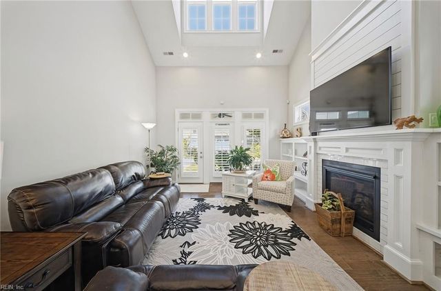 4409 Taylor PL, Virginia Beach, VA 23455