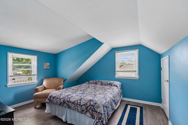 90 Manalapan Avenue, Freehold, NJ 07728