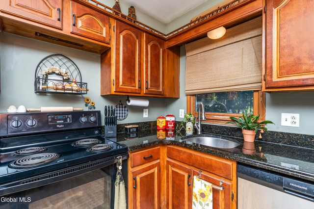 4 Bellwood Lane, Schodack, NY 12033