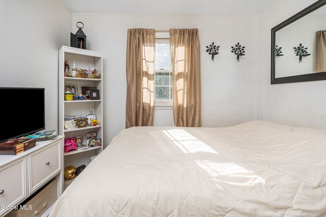 4 Bellwood Lane, Schodack, NY 12033