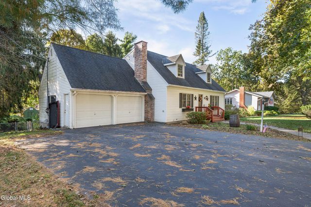 4 Bellwood Lane, Schodack, NY 12033