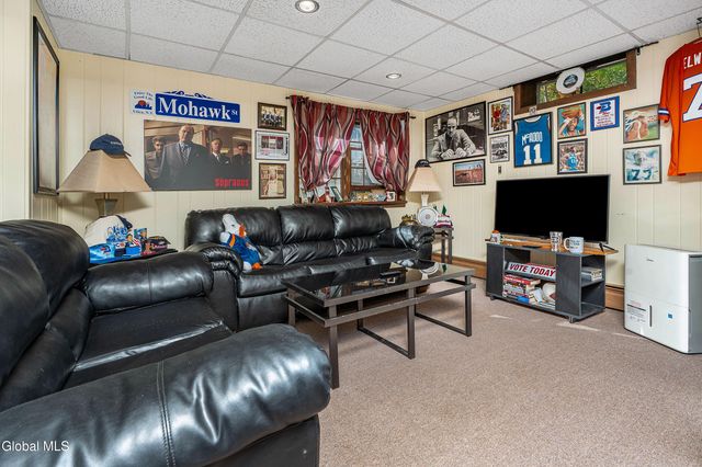 4 Bellwood Lane, Schodack, NY 12033