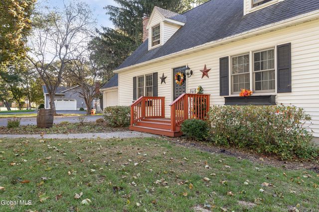 4 Bellwood Lane, Schodack, NY 12033