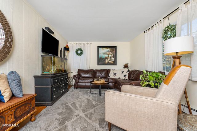 4 Bellwood Lane, Schodack, NY 12033